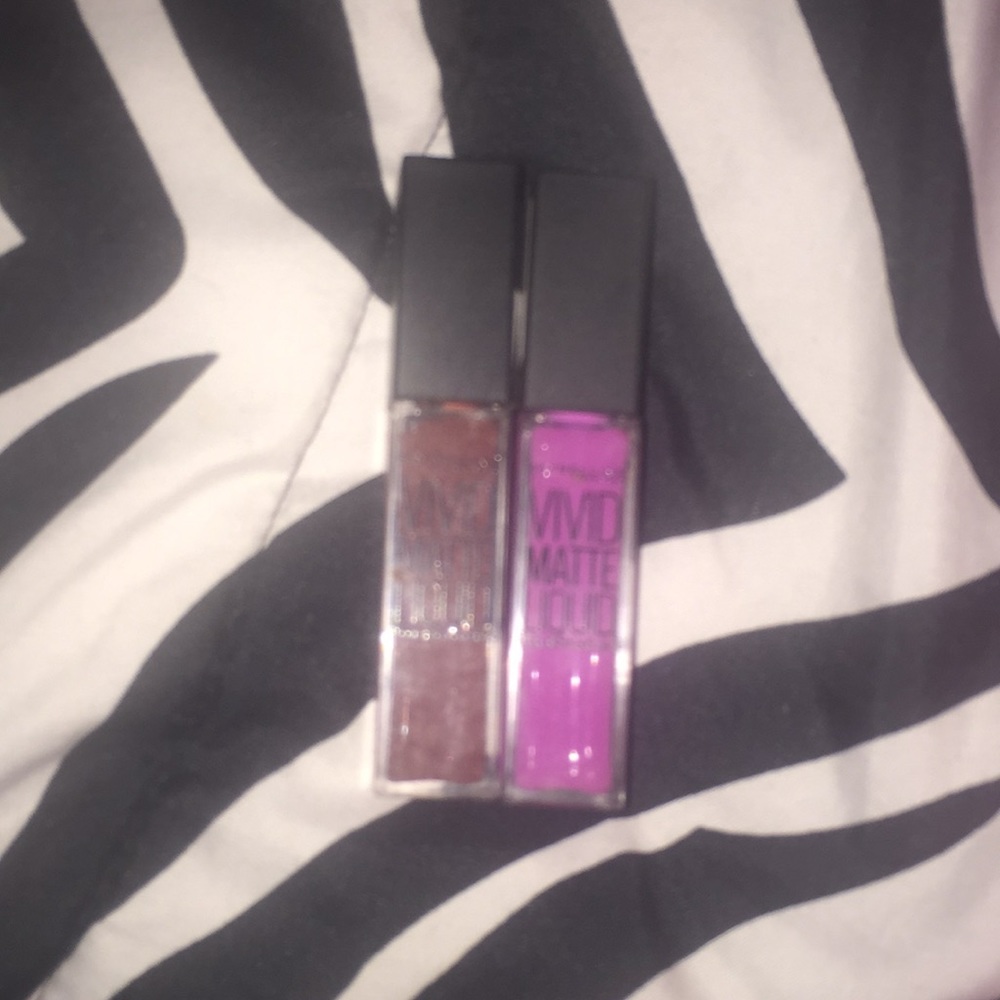 Two maybelline vivid matte liquid lipsticks
